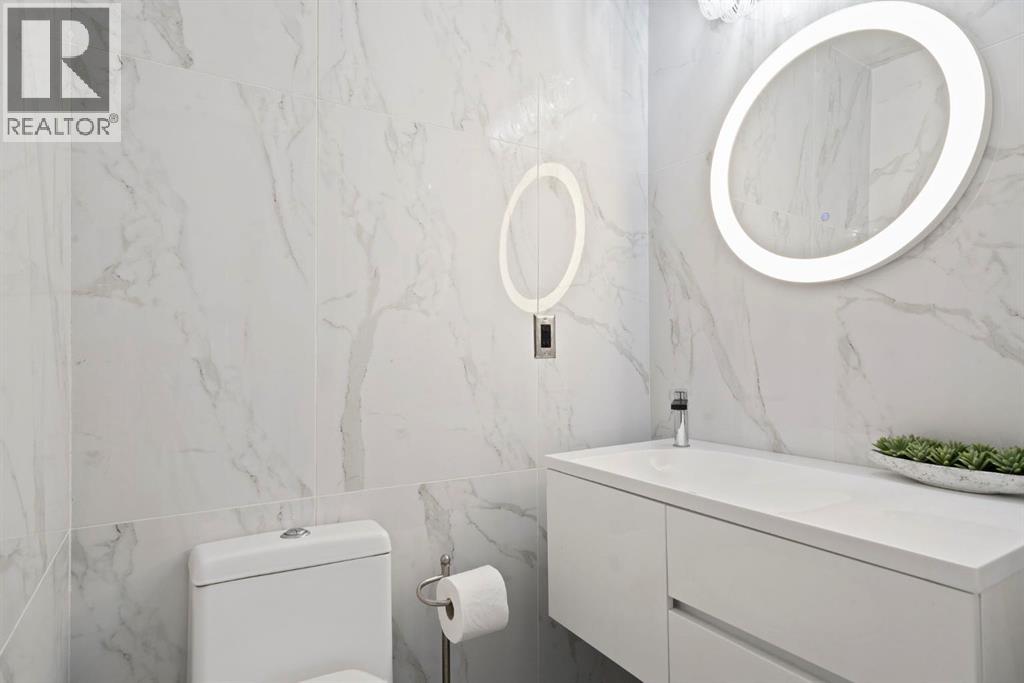 Single Family House 3 Level for Sale in   Street NE Bridgeland/Riverside Calgary 