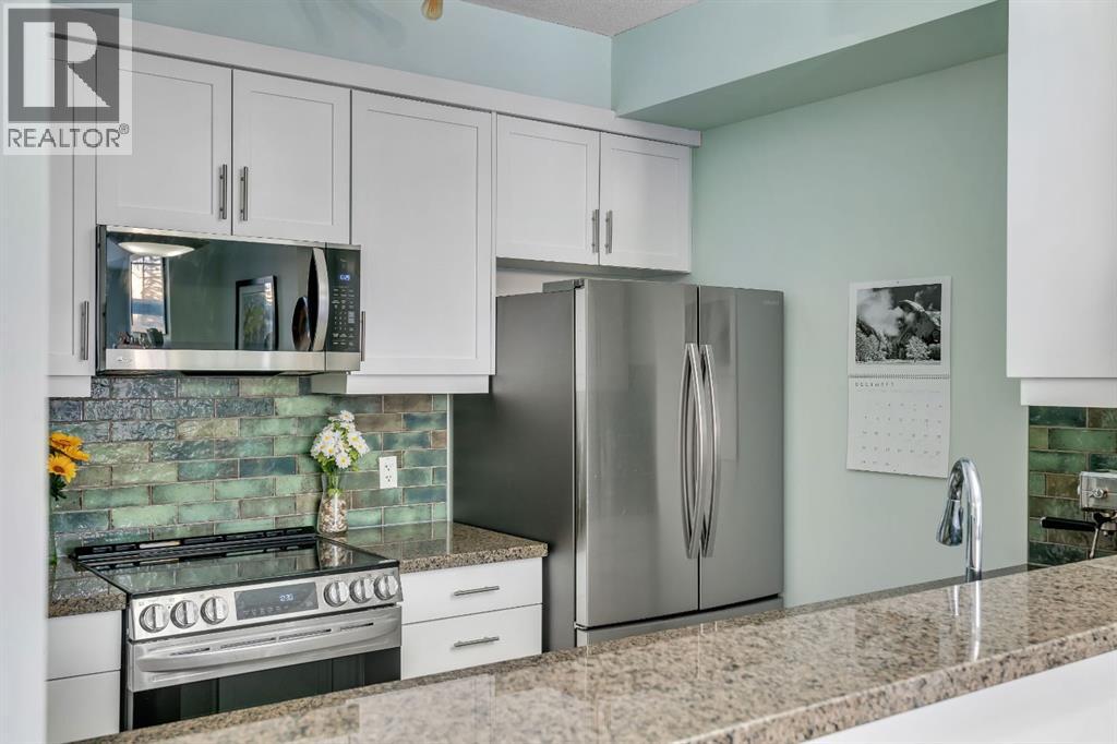 Single Family House for Sale in    Street NW Parkdale Calgary 