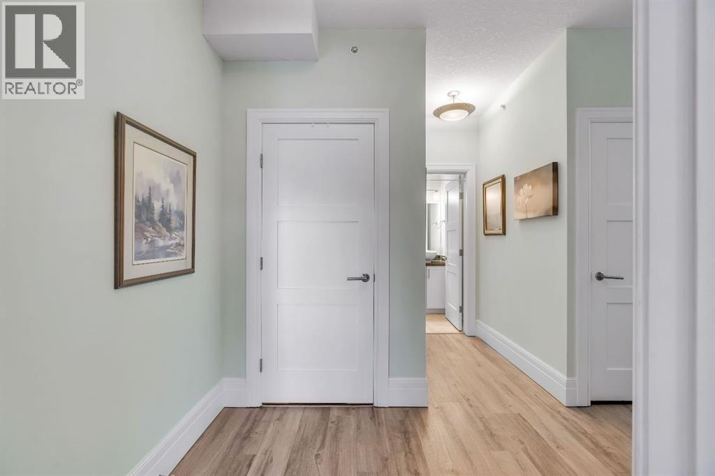 Single Family House for Sale in    Street NW Parkdale Calgary 