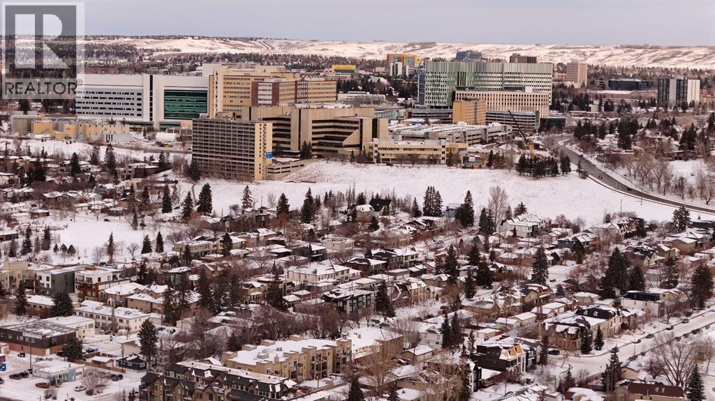 Single Family House for Sale in    Street NW Parkdale Calgary 