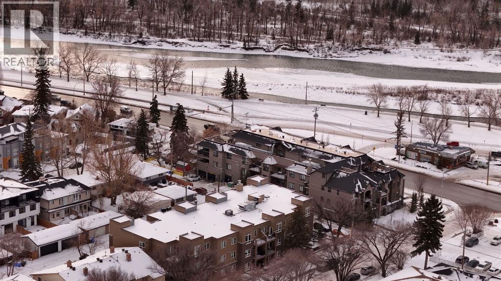 Single Family House for Sale in    Street NW Parkdale Calgary 