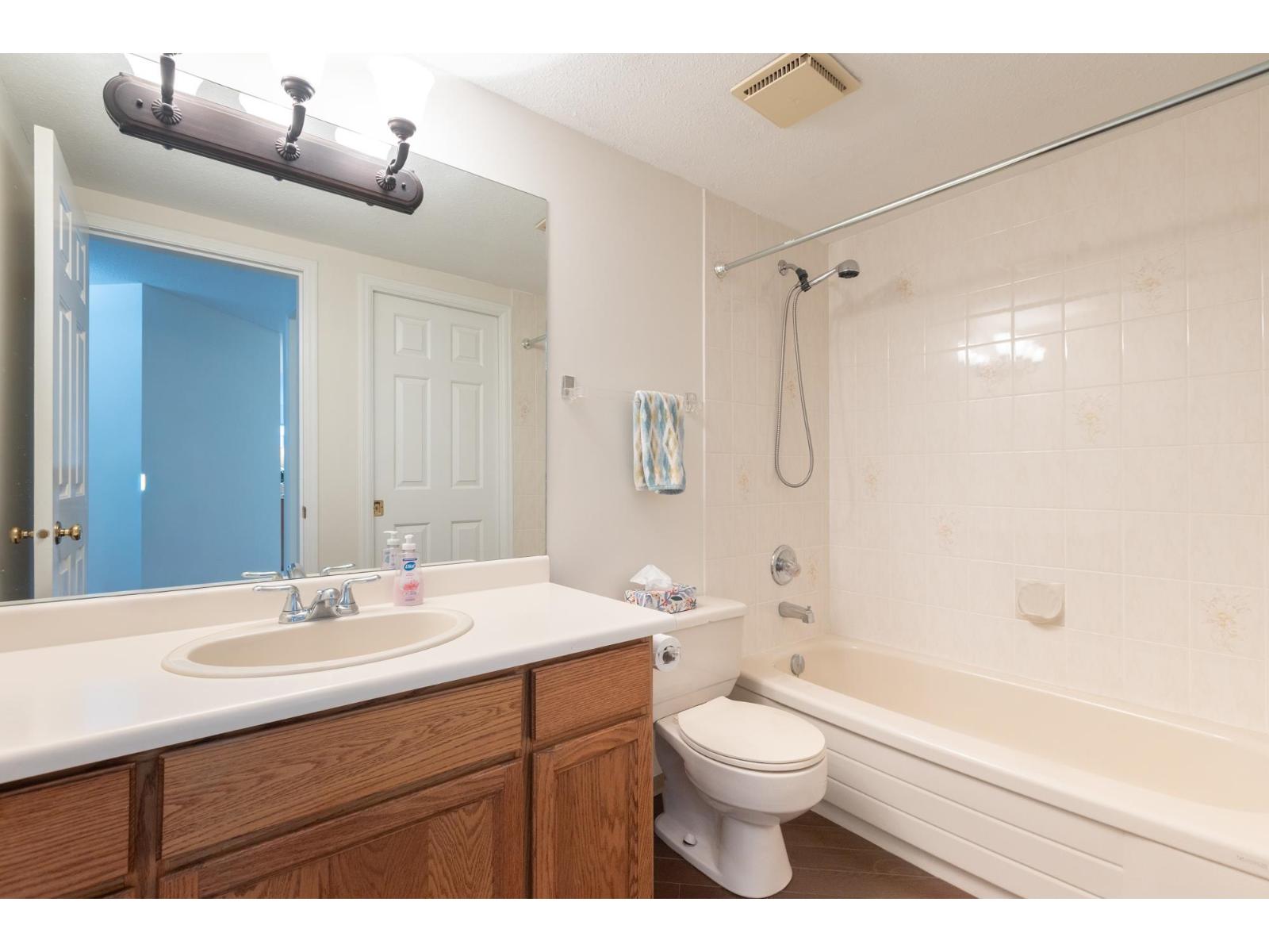 104 1378 FIR STREET, White Rock