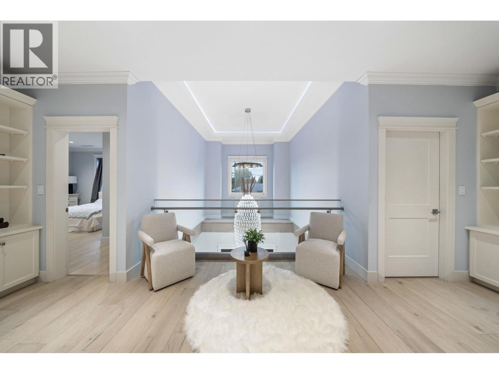 656 BLUE MOUNTAIN STREET, Coquitlam