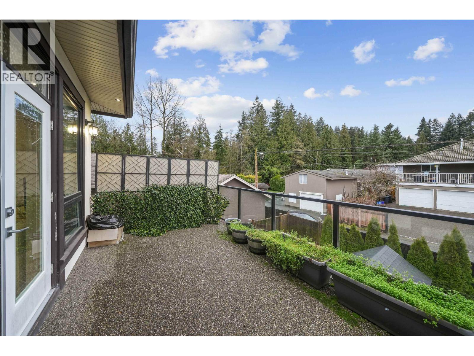 656 BLUE MOUNTAIN STREET, Coquitlam