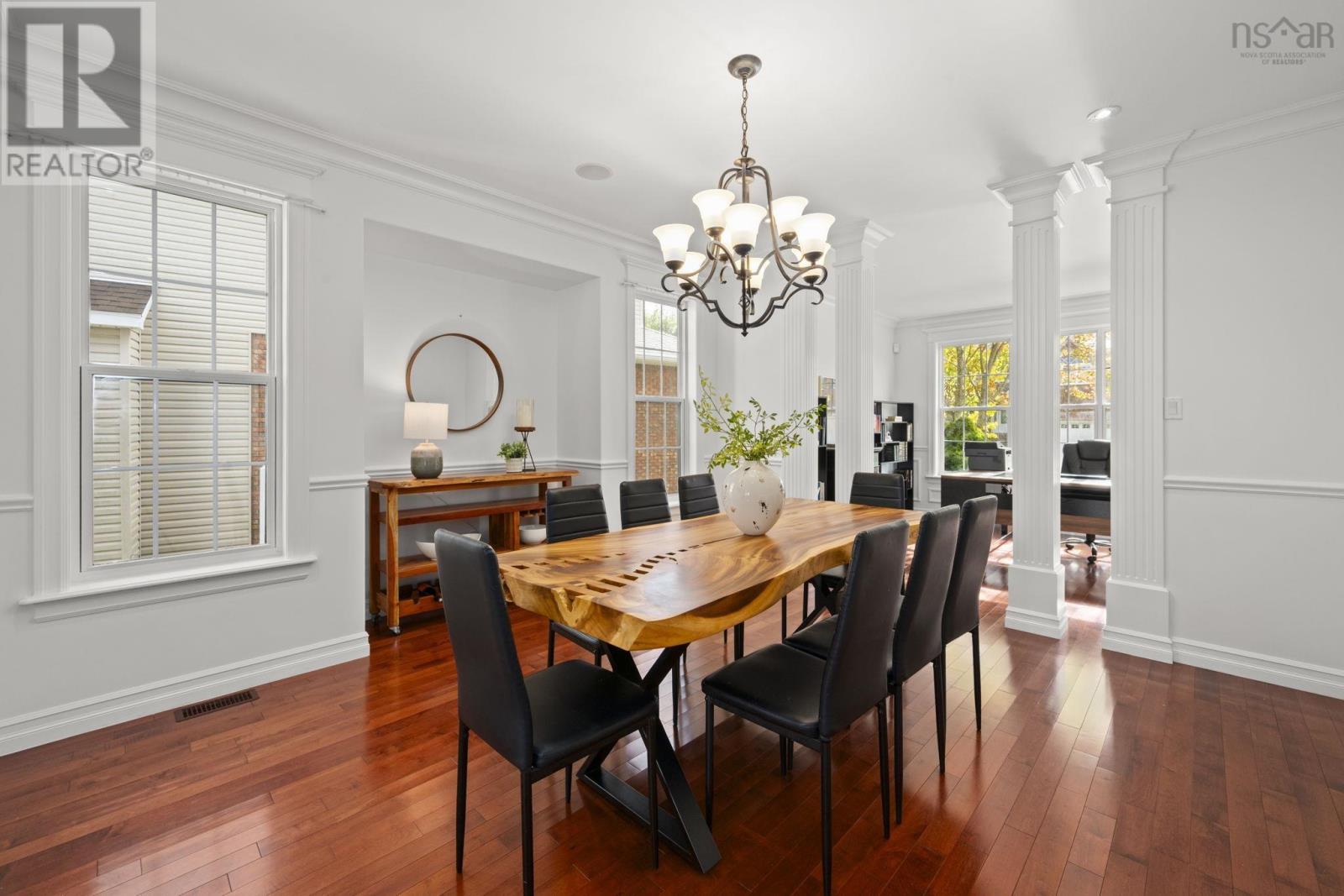 Property 17 of 51 of 24 Vanier Way