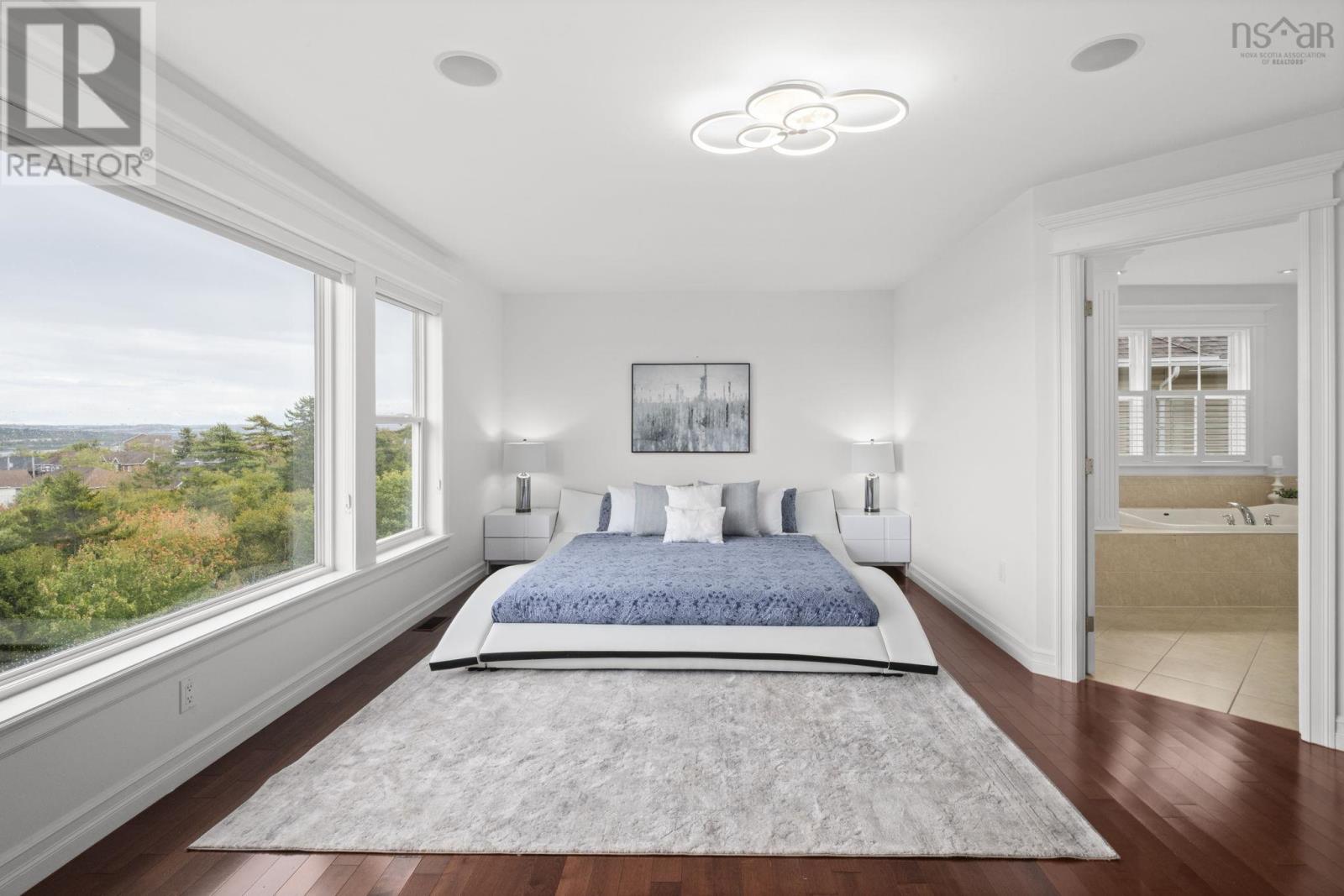 Property 22 of 51 of 24 Vanier Way