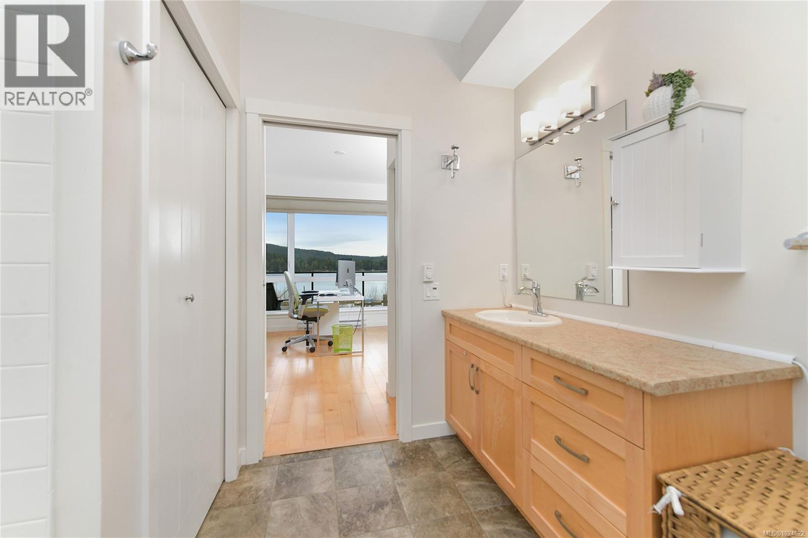 102 6671 Horne Rd, Sooke