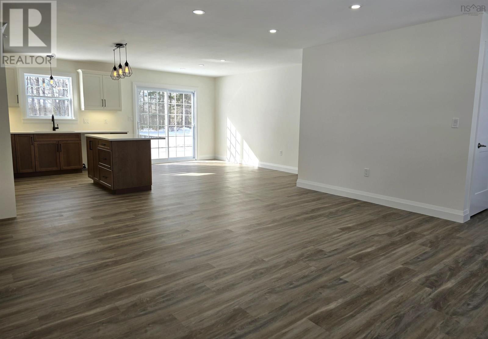 Property 21 of 46 of 3045 Northfield Road