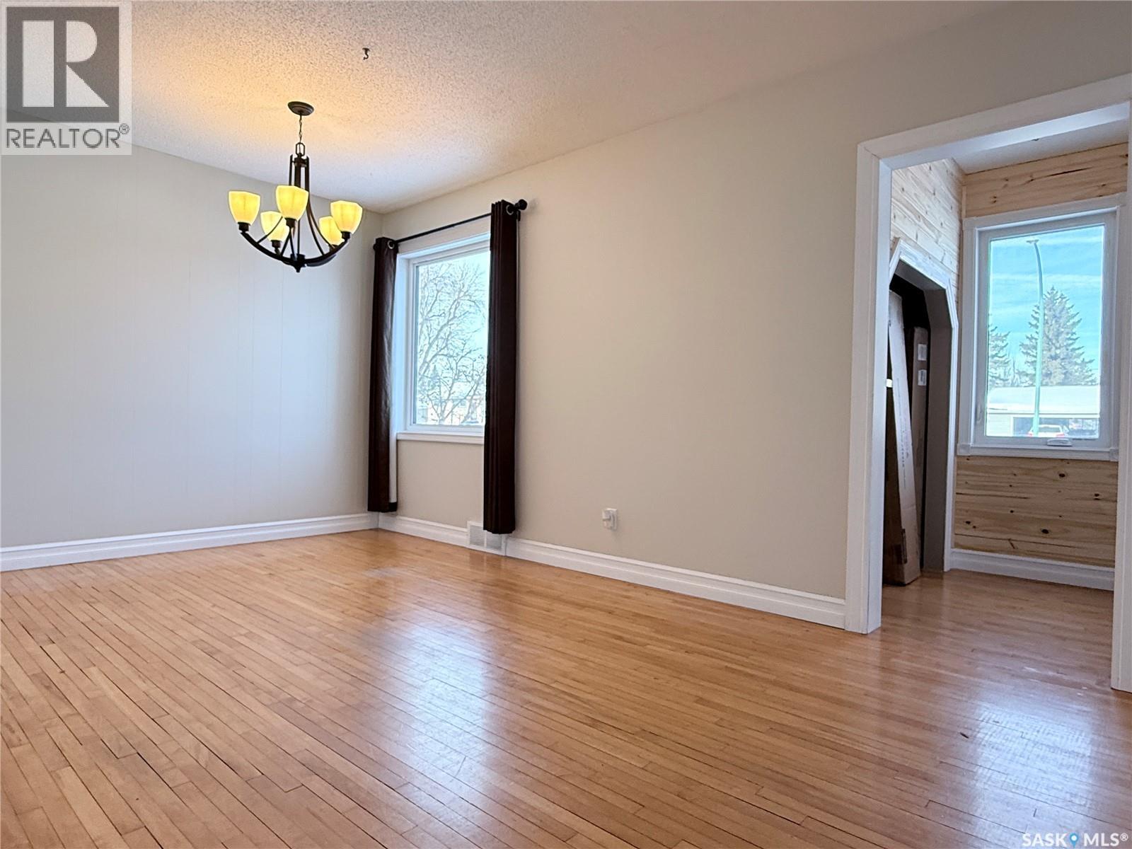 519 7th AVENUE W - Photo 3 of 42, Melville, Saskatchewan