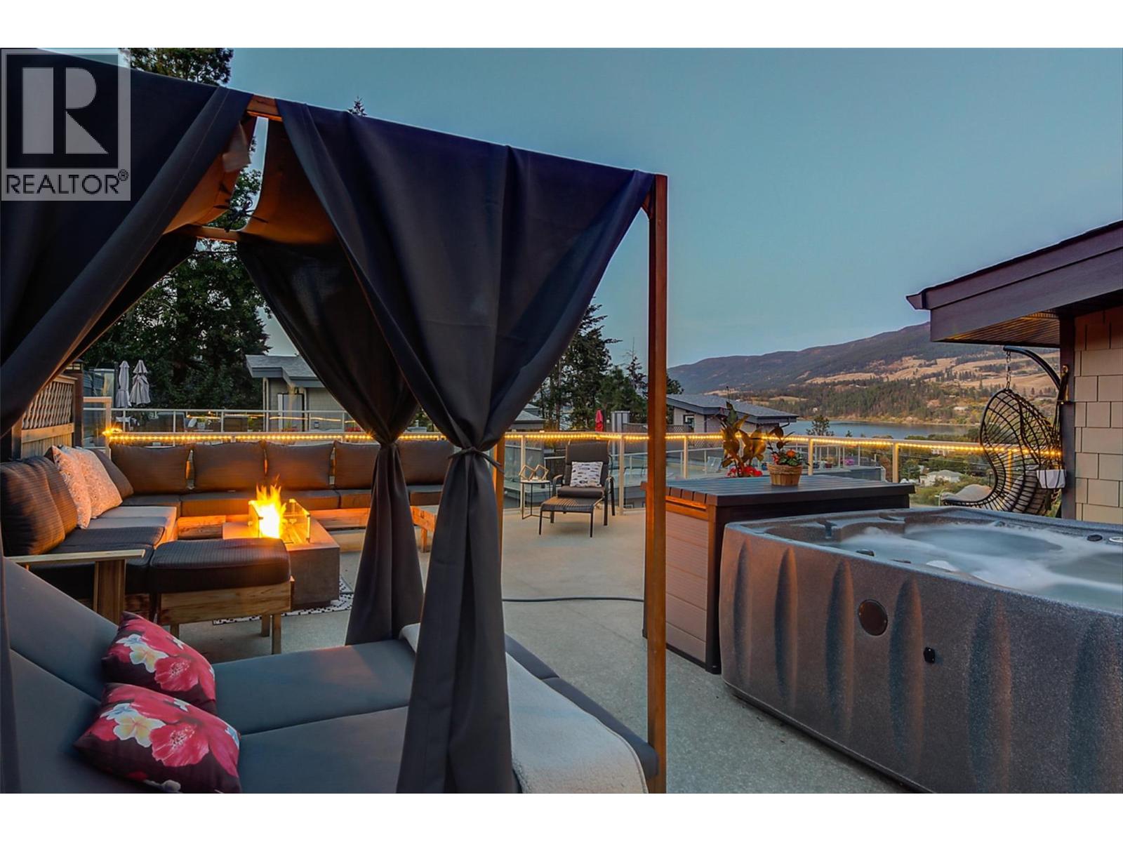 2893 Robinson Road Unit# 13, Lake Country