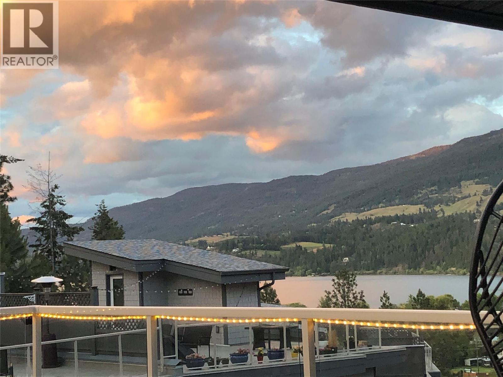 2893 Robinson Road Unit# 13, Lake Country