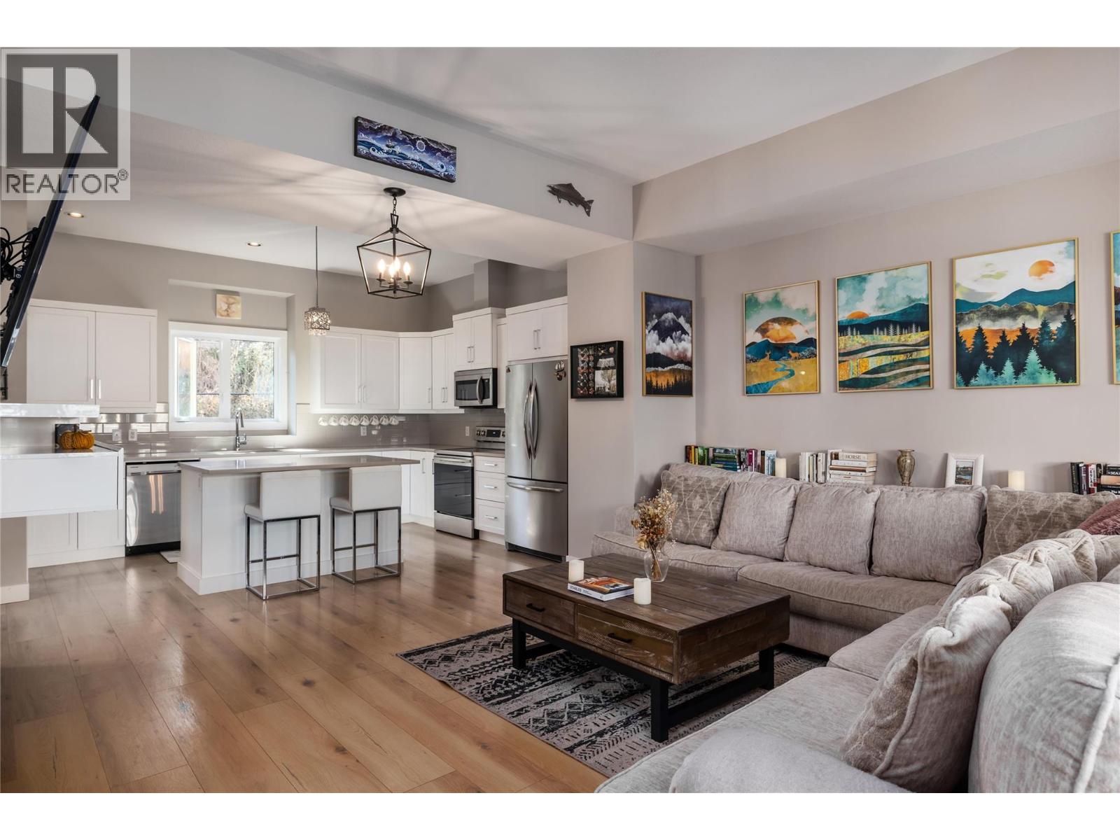 2893 Robinson Road Unit# 13, Lake Country