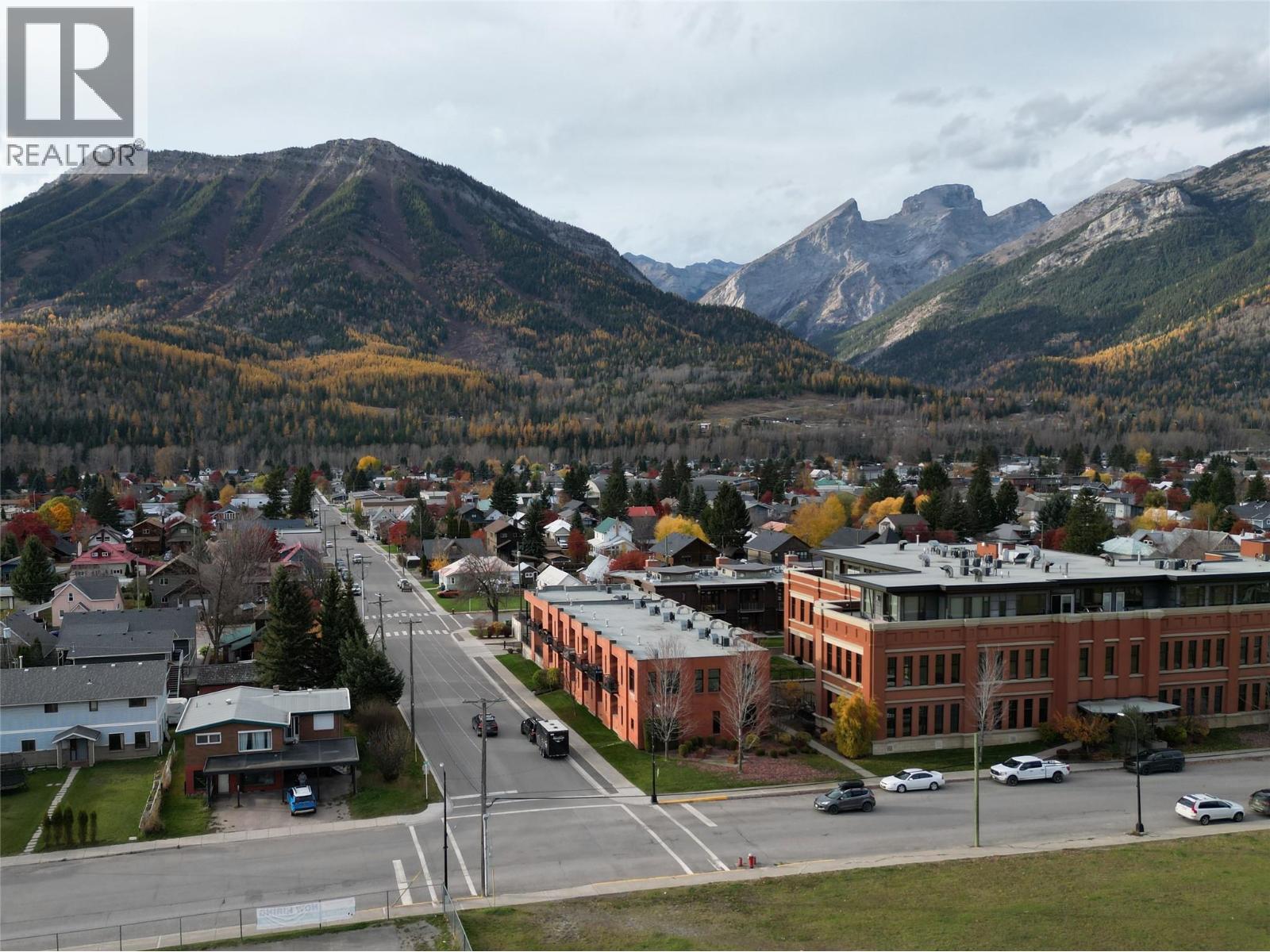 891 2ND Avenue, Fernie