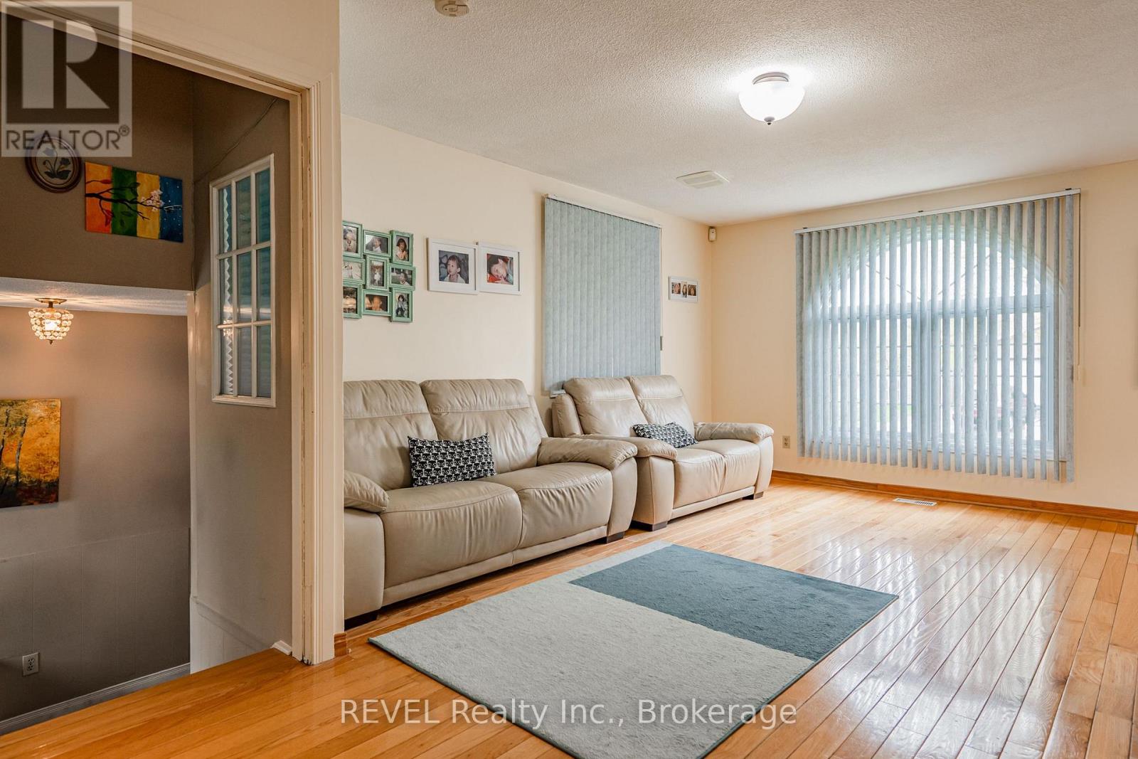 UPPER - 6495 PITTON ROAD - Photo 3 of 25, Niagara Falls (West Wood), Ontario