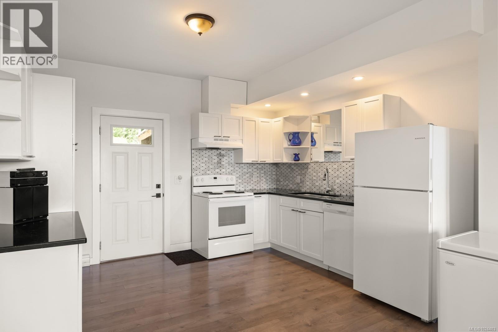 2735 WOODHAVEN RD - 22