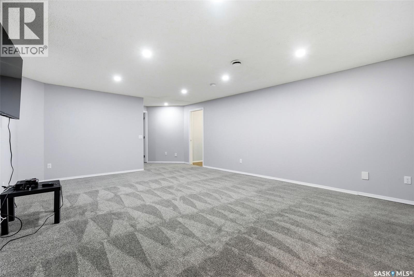 Single Family House Bungalow for Sale in   Windsor Park ROAD Regina 