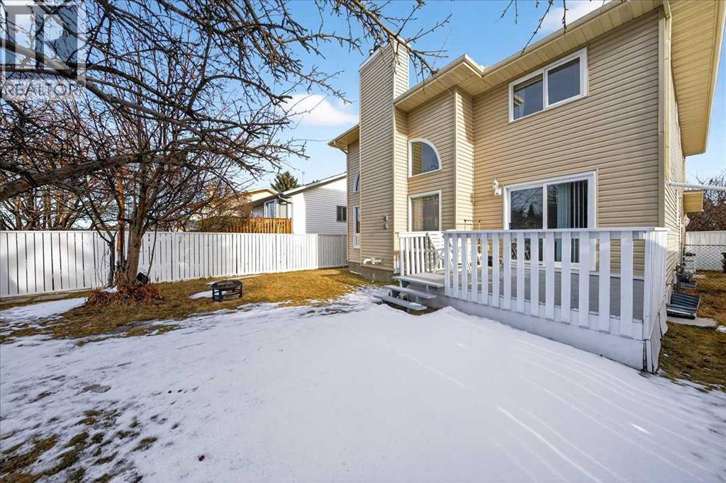 Single Family House for Sale in  Shawinigan Way SW Shawnessy Calgary 