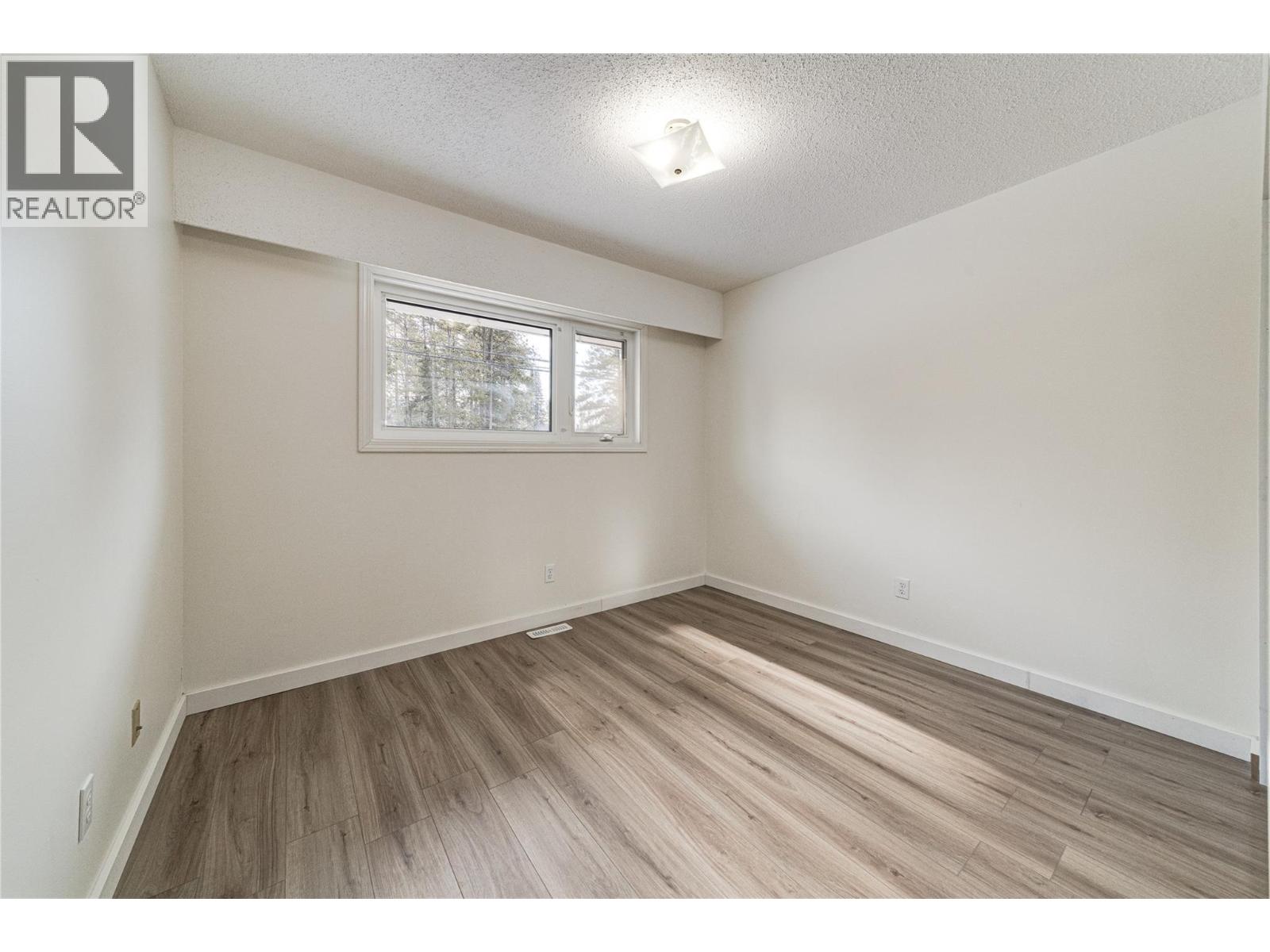 261 Pine Avenue, Sparwood