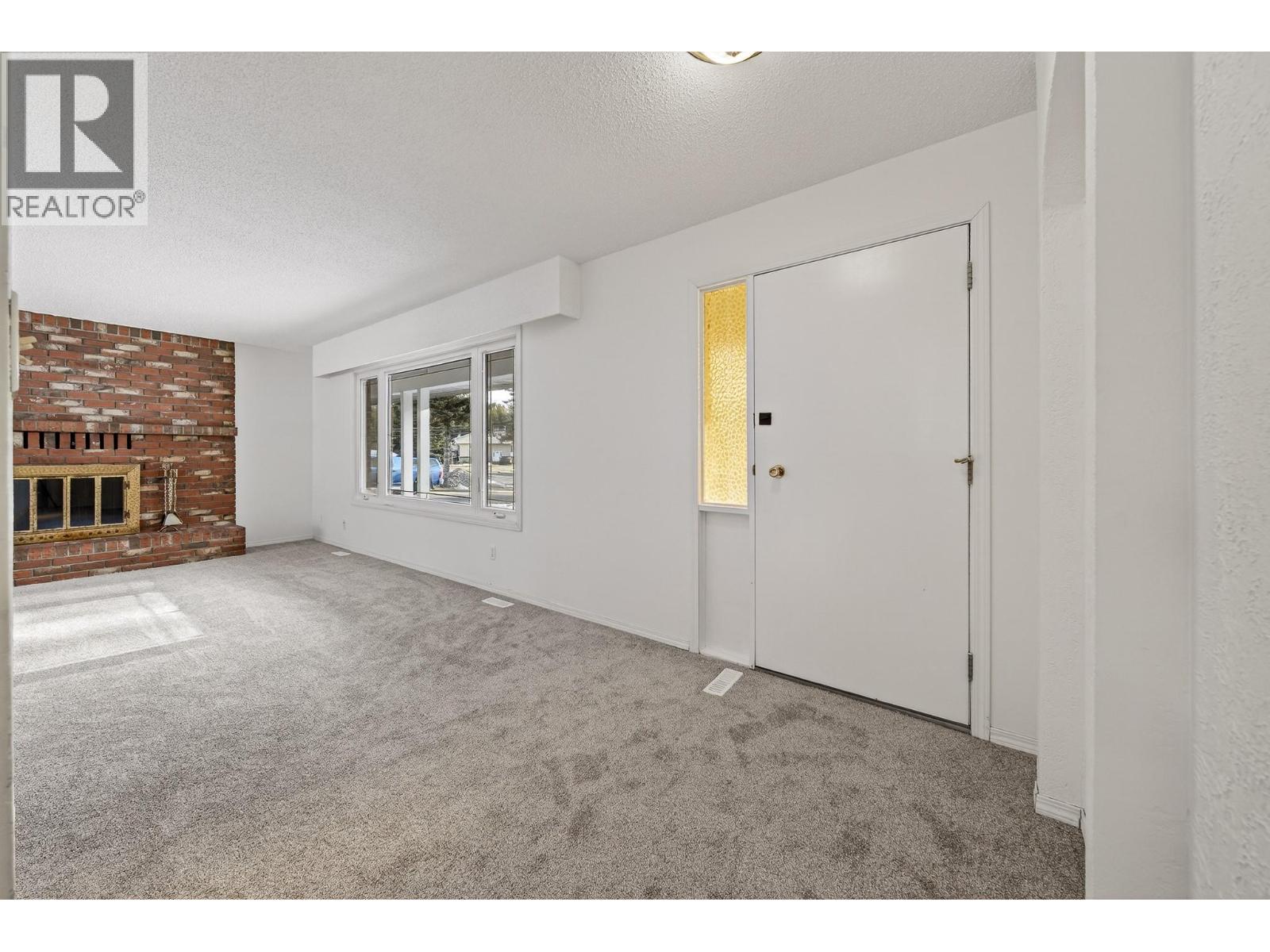 261 Pine Avenue, Sparwood