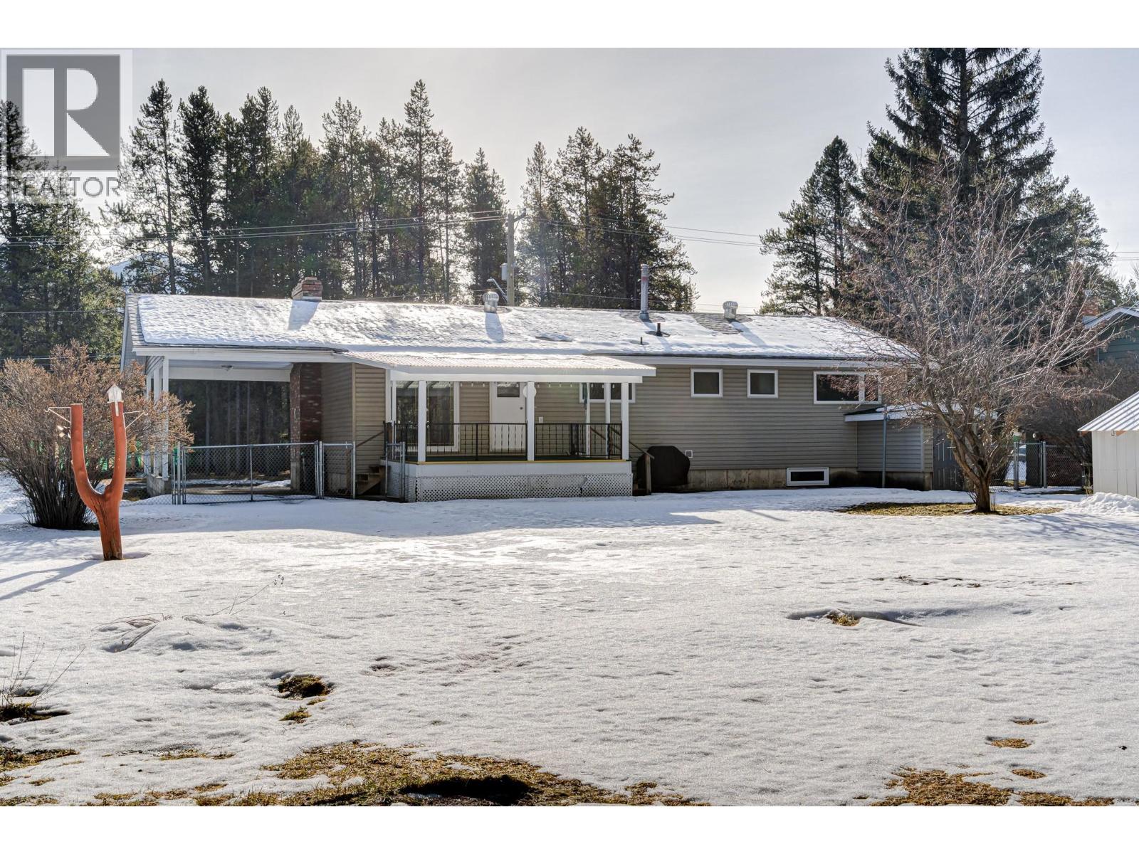 261 Pine Avenue, Sparwood