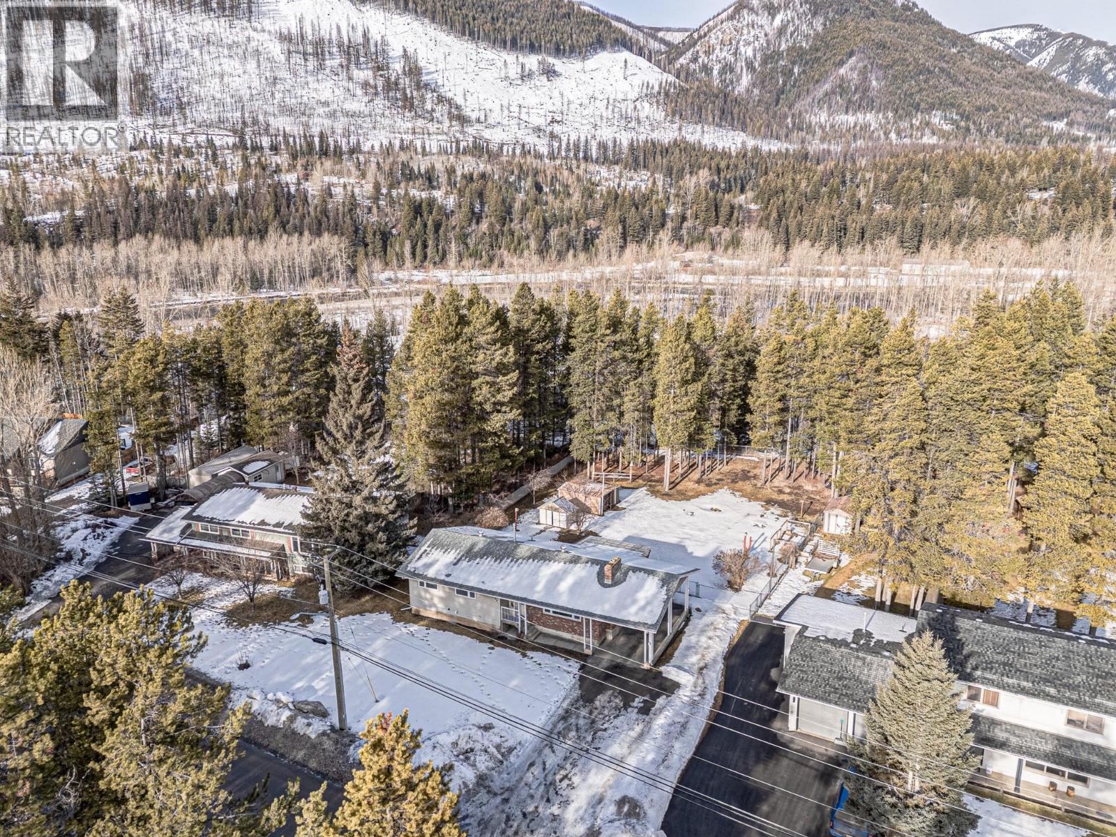 261 Pine Avenue, Sparwood