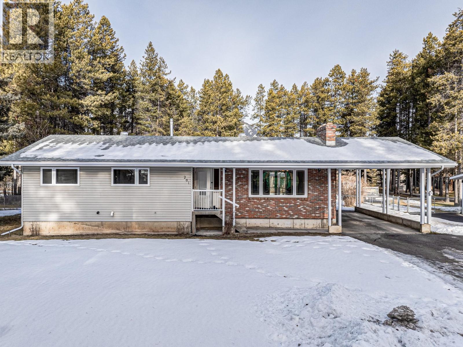 261 Pine Avenue, Sparwood