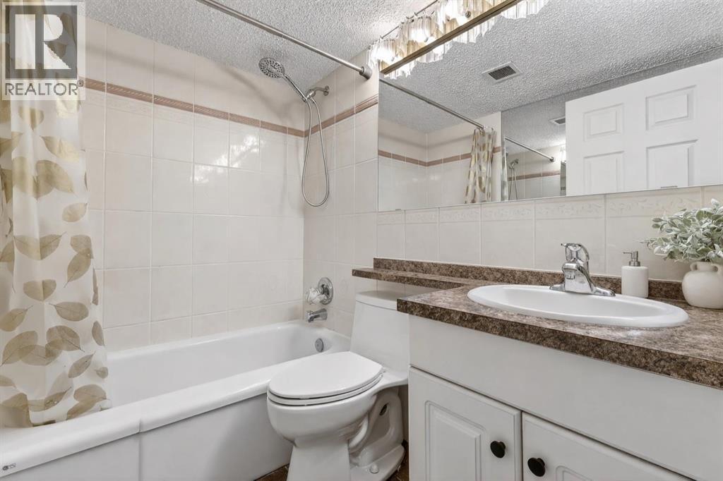 Single Family House for Sale in    Avenue SW Beltline Calgary 