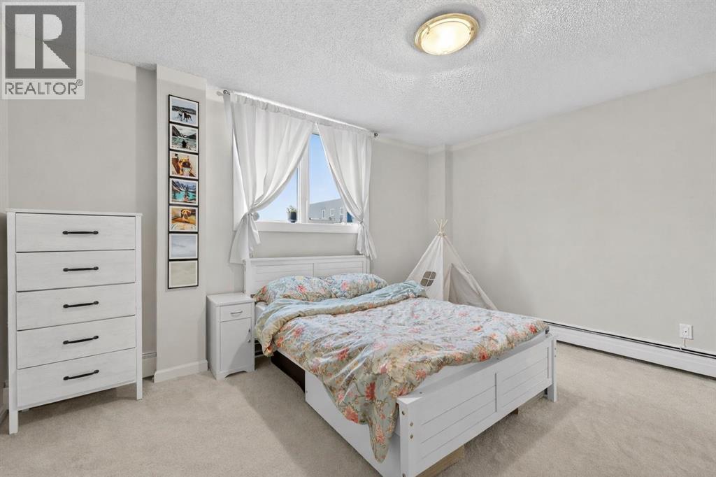 Single Family House for Sale in    Avenue SW Beltline Calgary 