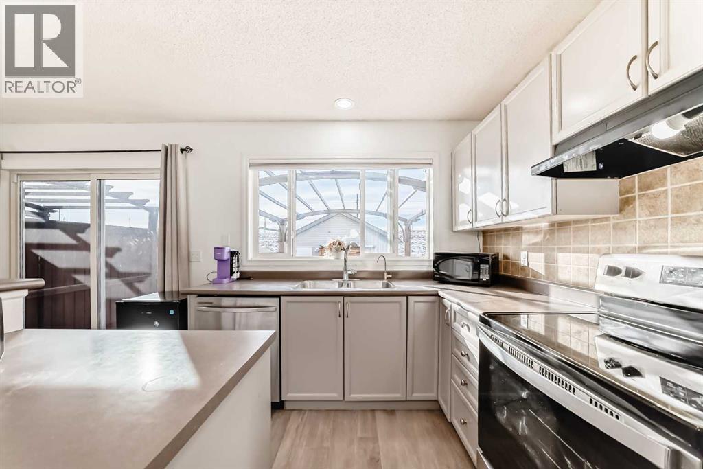 Single Family House for Sale in  Elgin View SE McKenzie Towne Calgary 