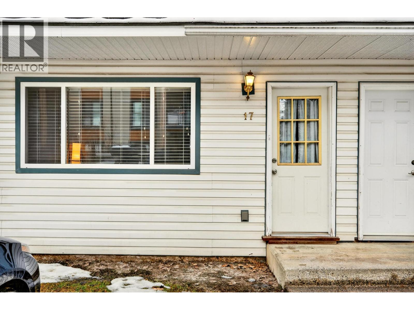 400 5th Avenue South 17