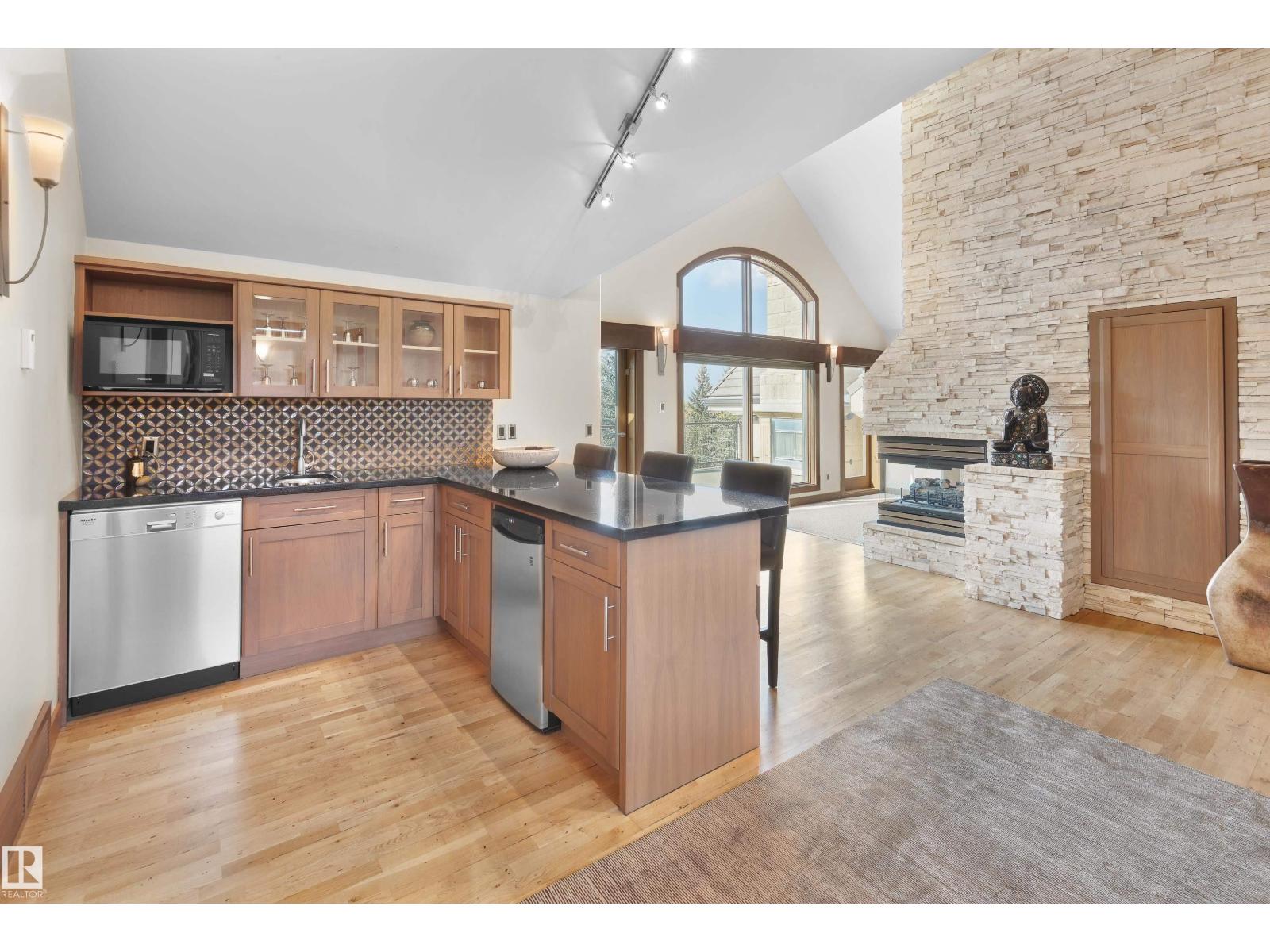 56 WINDERMERE DR SW, Edmonton