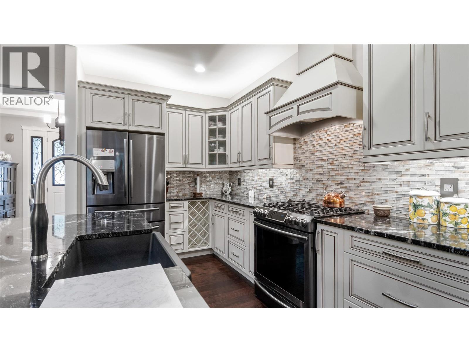 2762 GLENVIEW ROAD - 22