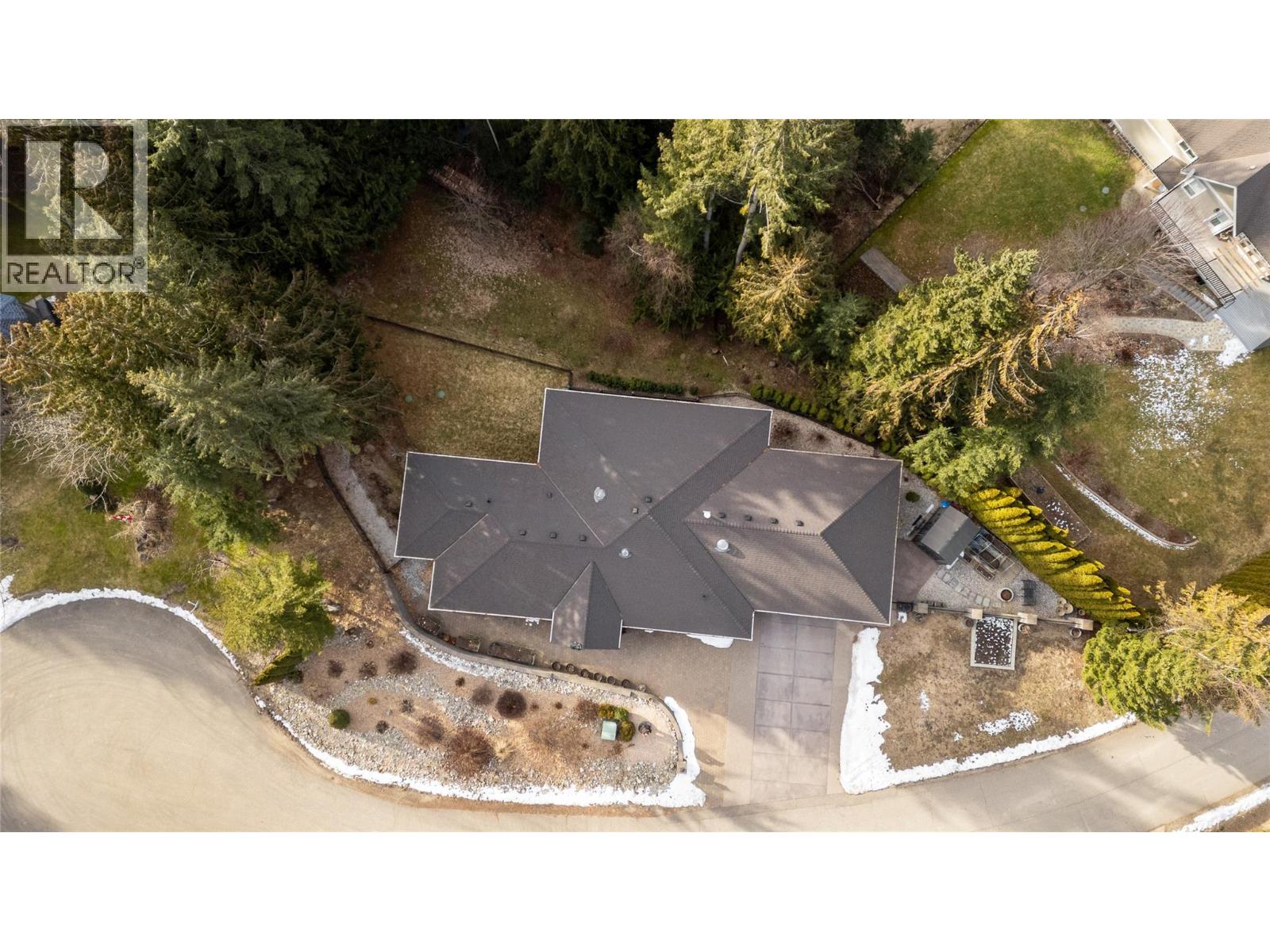 2762 GLENVIEW ROAD - 98