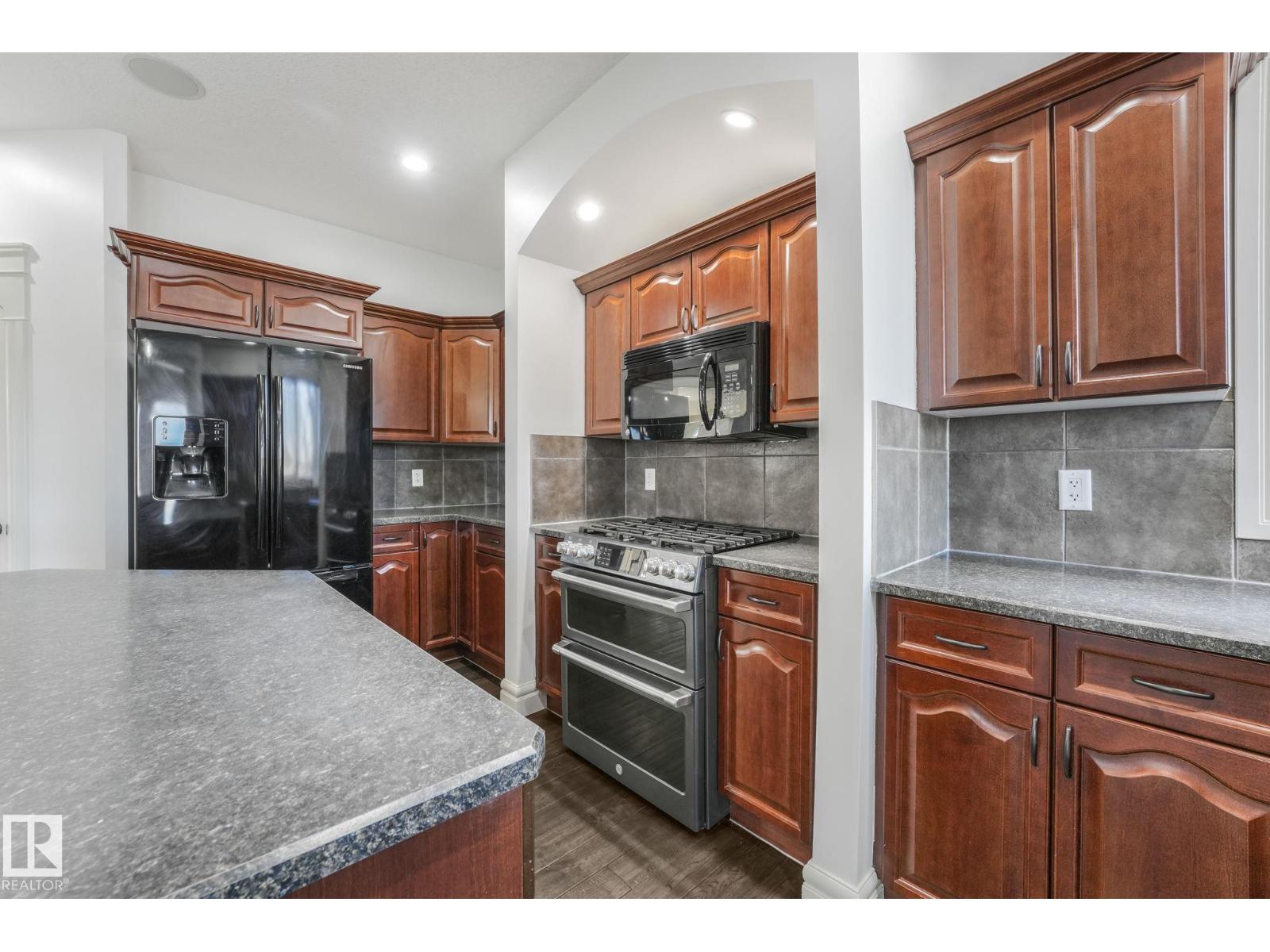 70 SUMMERCOURT RD, Sherwood Park