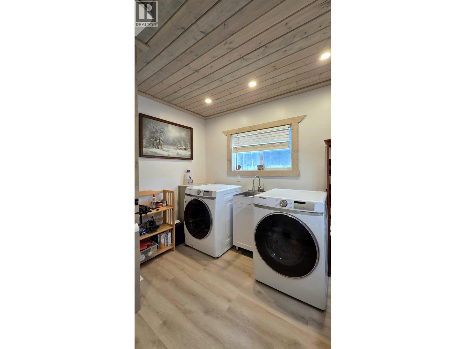 3214 BRADLEY CREEK ROAD, Forest Grove