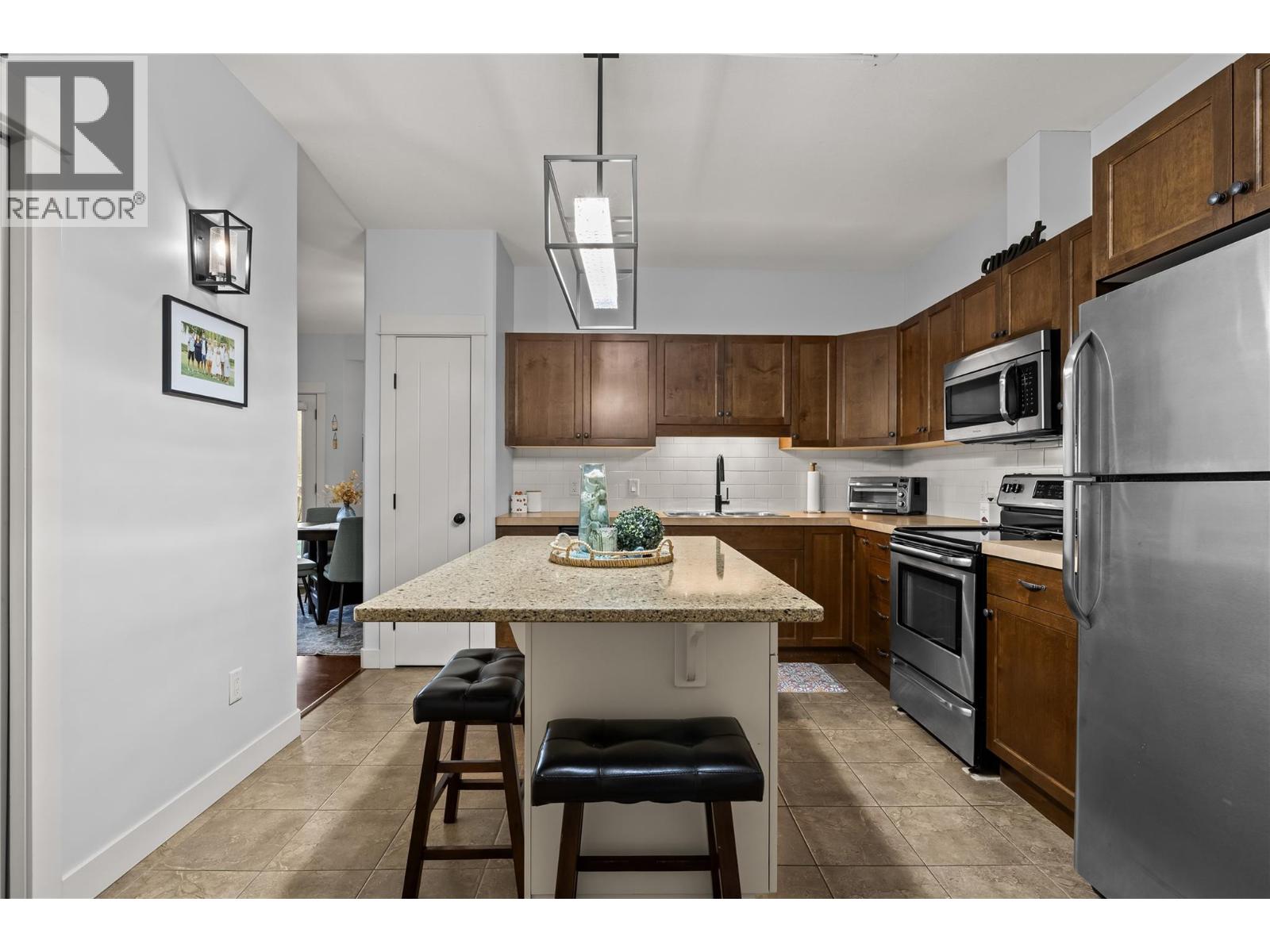 3350 Woodsdale Road Unit# 601, Lake Country