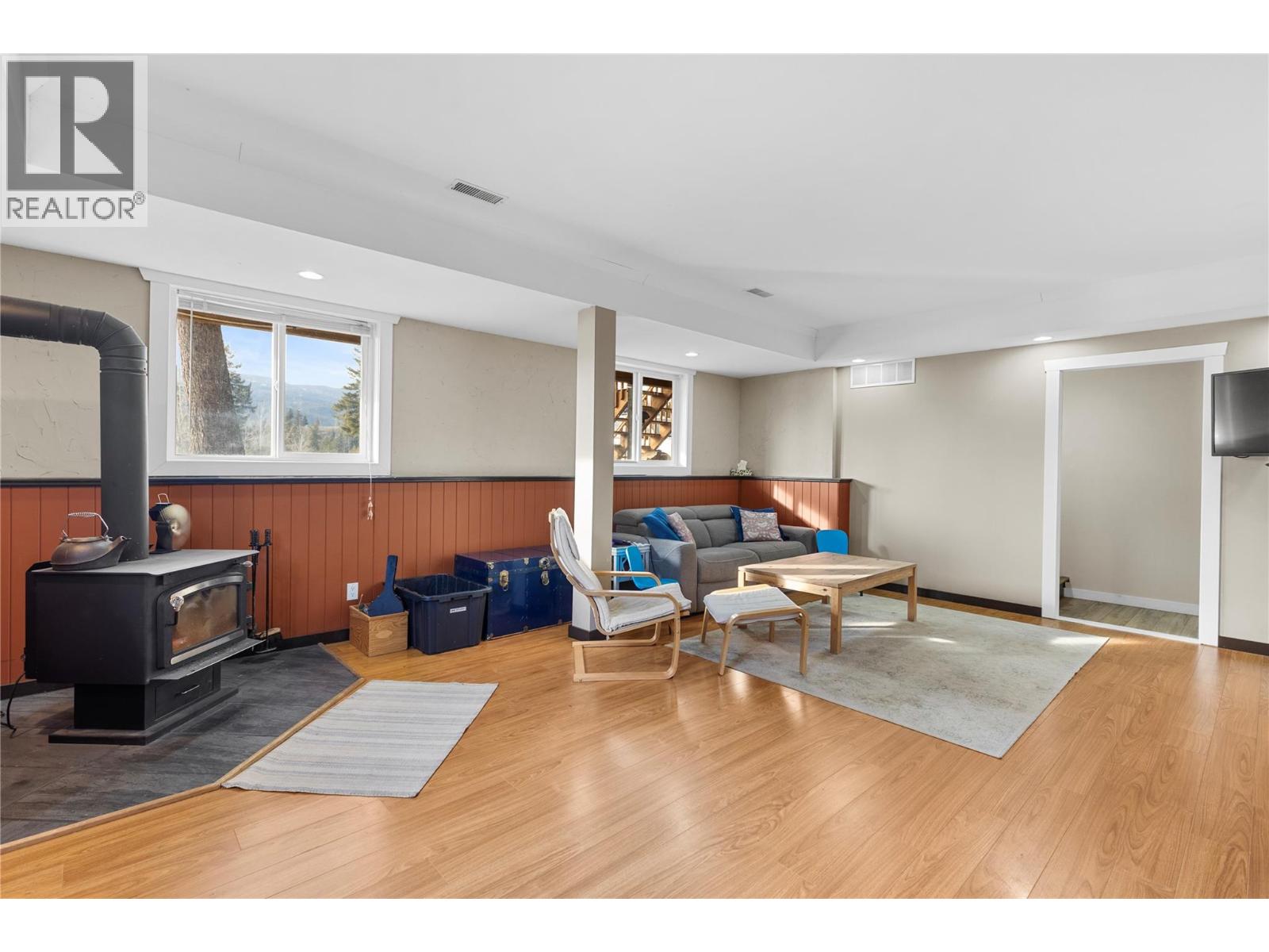 588 MCLEAN ROAD - 27