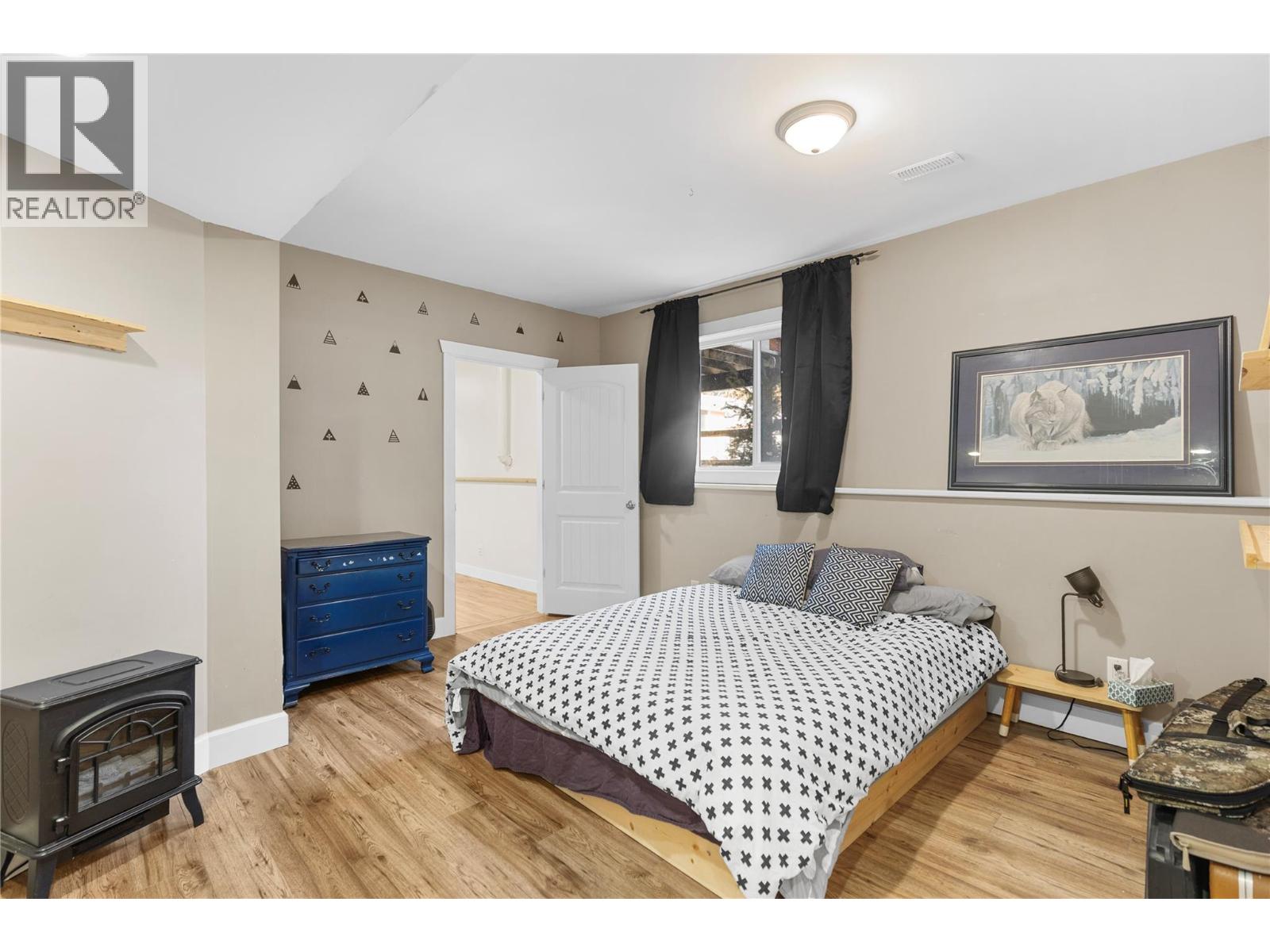 588 MCLEAN ROAD - 35