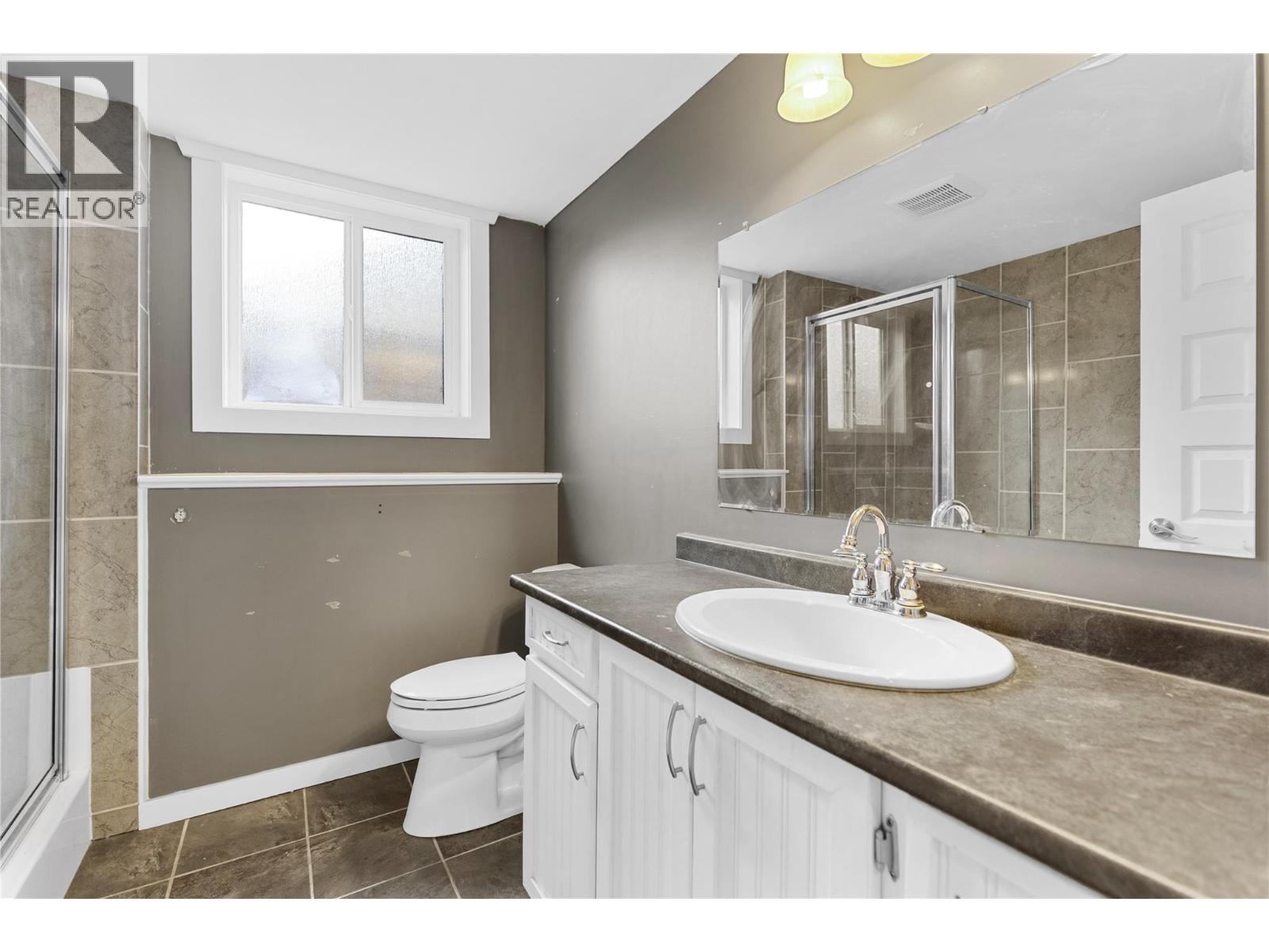 588 MCLEAN ROAD - 37