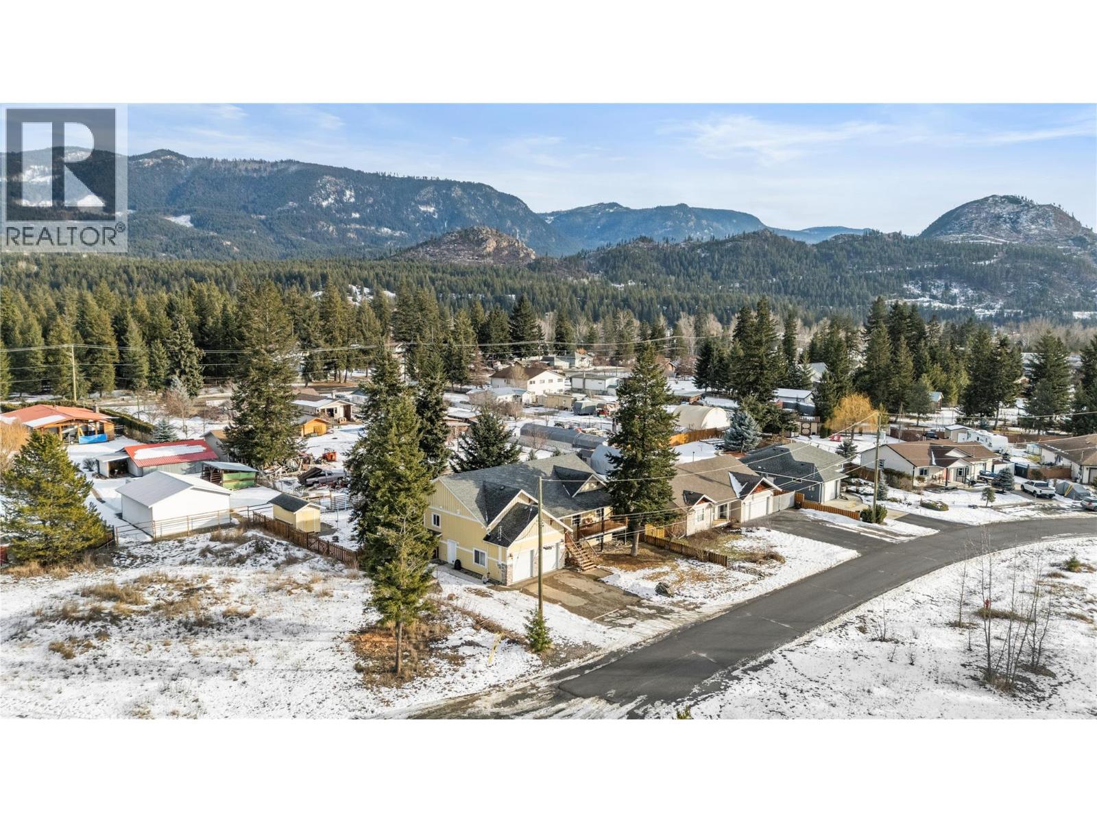 588 MCLEAN ROAD - 44