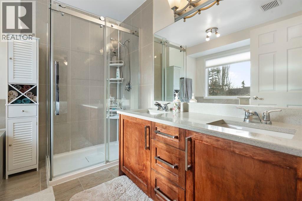 Single Family House for Sale in  Hawkstone Drive NW Hawkwood Calgary 