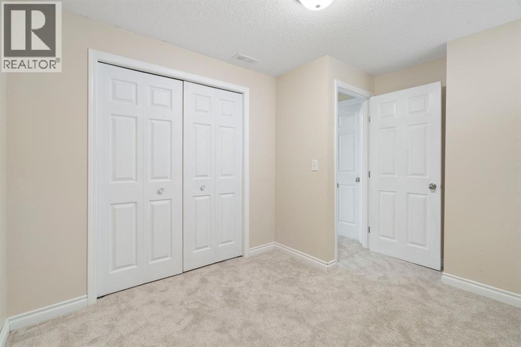 Single Family House for Sale in  Hawkstone Drive NW Hawkwood Calgary 