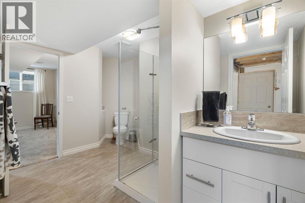 Single Family House for Sale in  Hawkstone Drive NW Hawkwood Calgary 