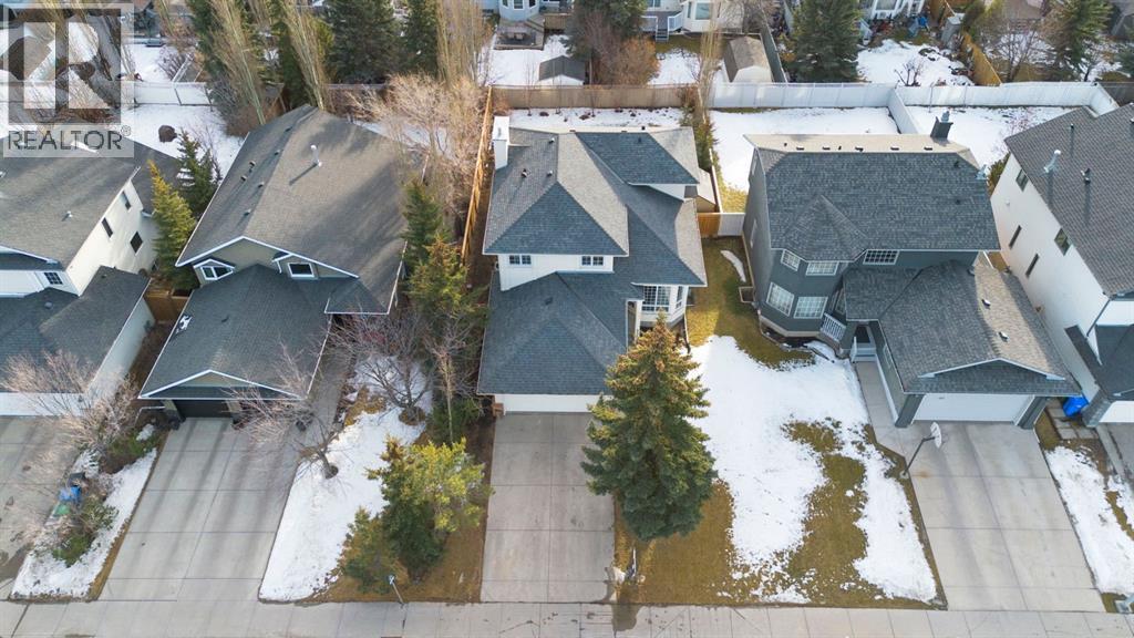 Single Family House for Sale in  Hawkstone Drive NW Hawkwood Calgary 