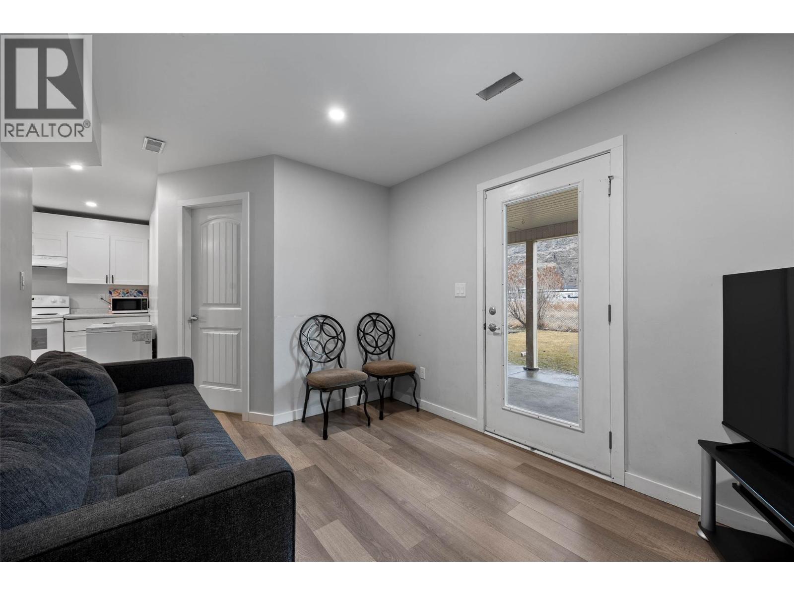 2656 BRIARWOOD AVENUE - 24