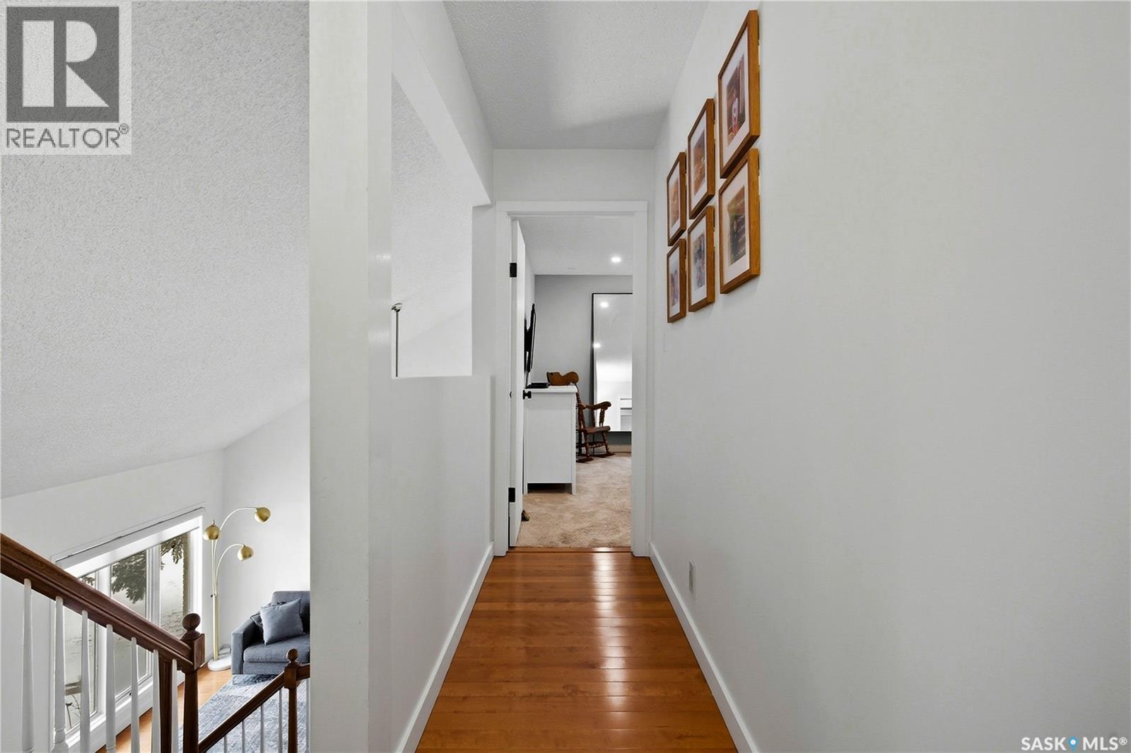 Single Family House 2 Level for Sale in  Rogers ROAD Regina 