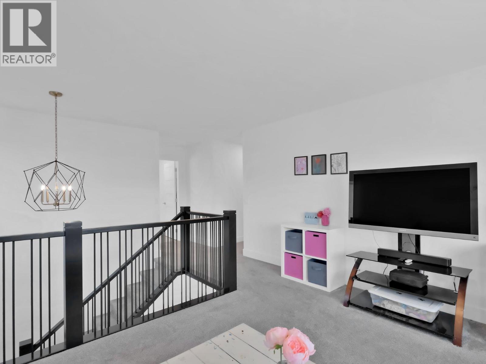  767 Acadia Street, Kelowna