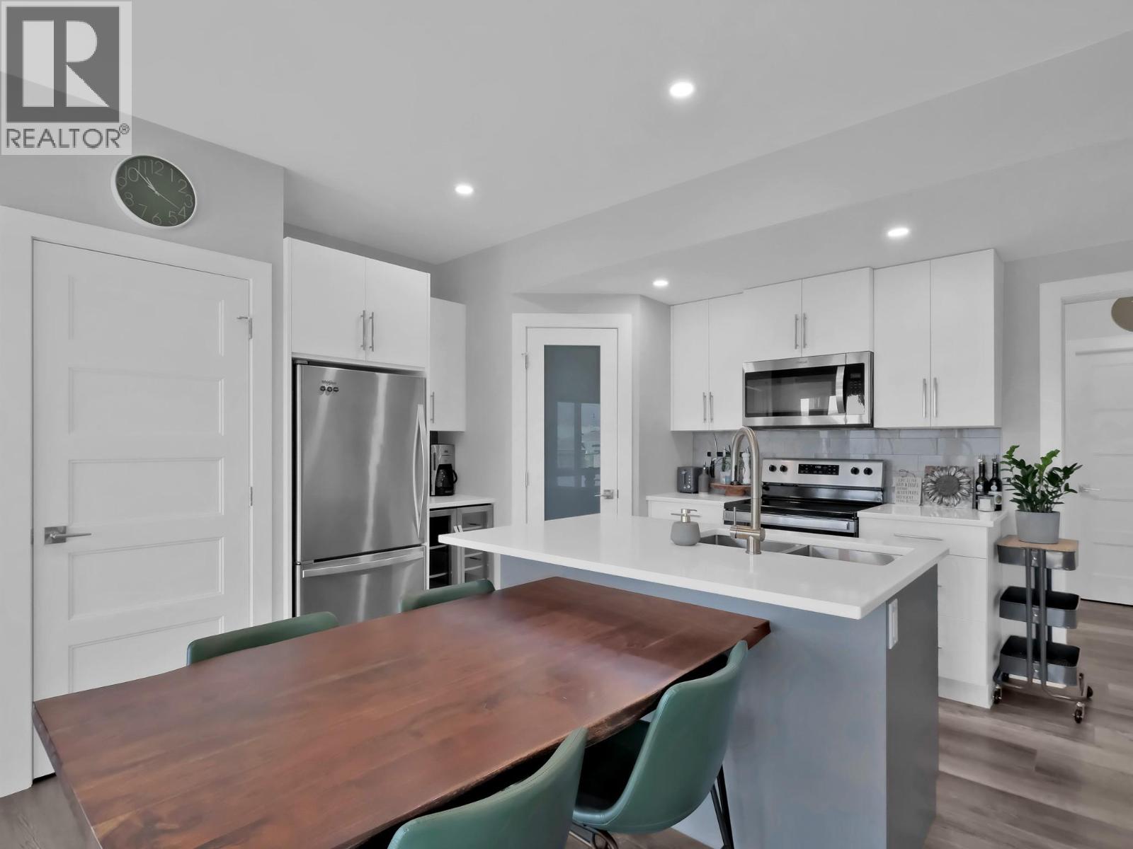  767 Acadia Street, Kelowna