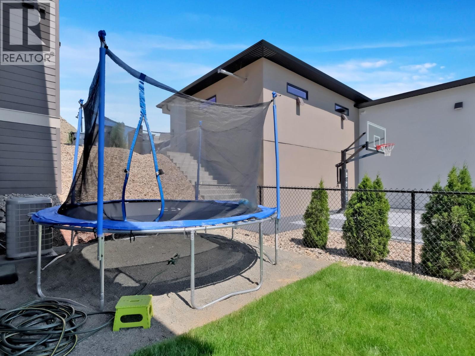 767 Acadia Street - 44