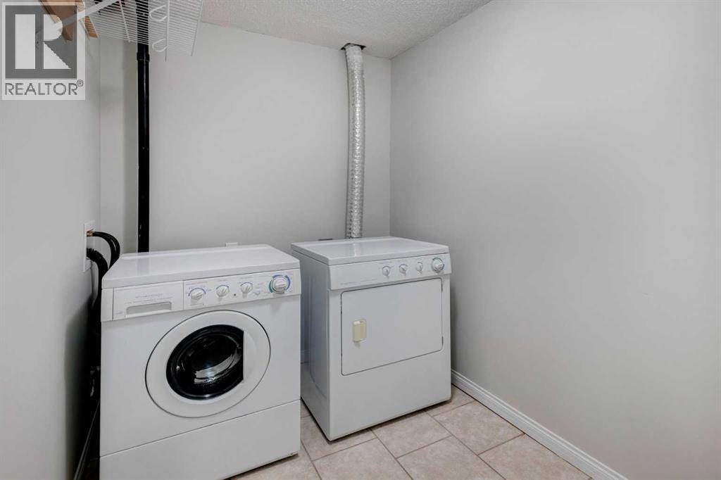 Single Family House for Sale in  Rocky Ridge Heights NW Rocky Ridge Calgary 